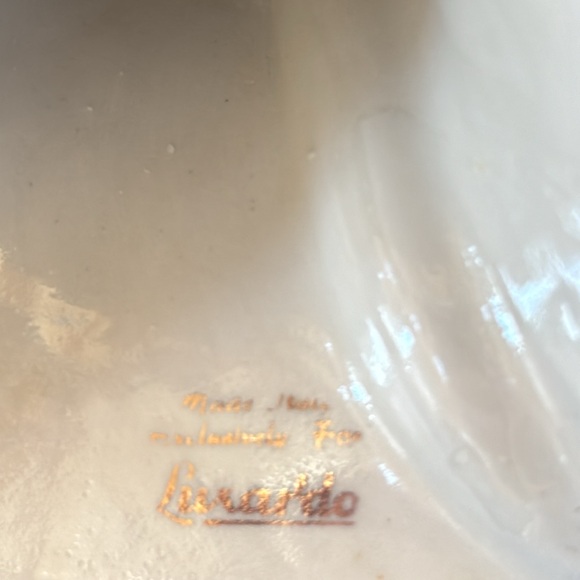 Eqyptian Base which is prepared for a lamp. - Picture 6 of 6